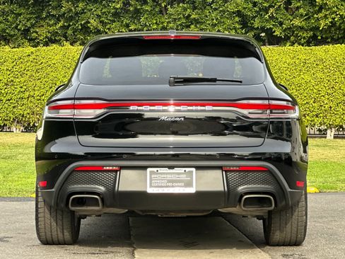 Used 2025 Porsche Macan image 7