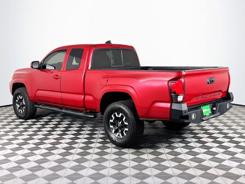 Used 2021 Toyota Tacoma SR w/ SR Convenience Package image 6