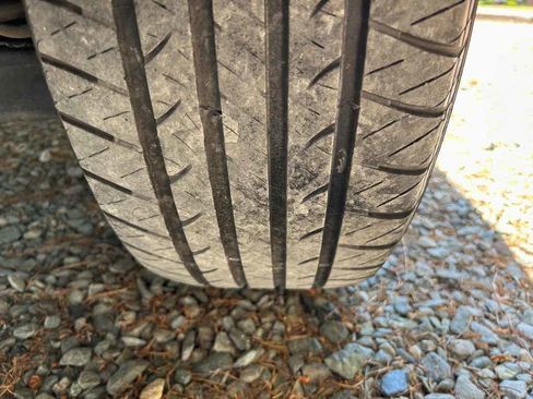 Used 2015 Toyota RAV4 Limited image 19