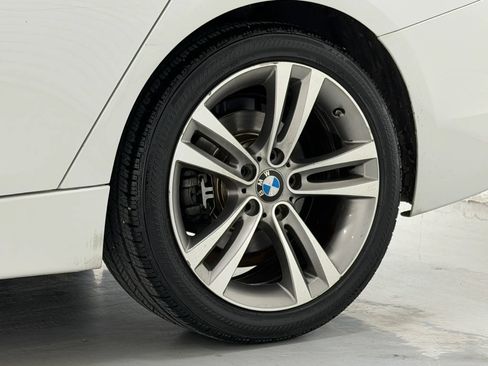 Used 2017 BMW 330i Sedan RWD image 96