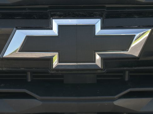 Used 2024 Chevrolet Colorado Z71 w/ Z71 Convenience Package 2 image 42