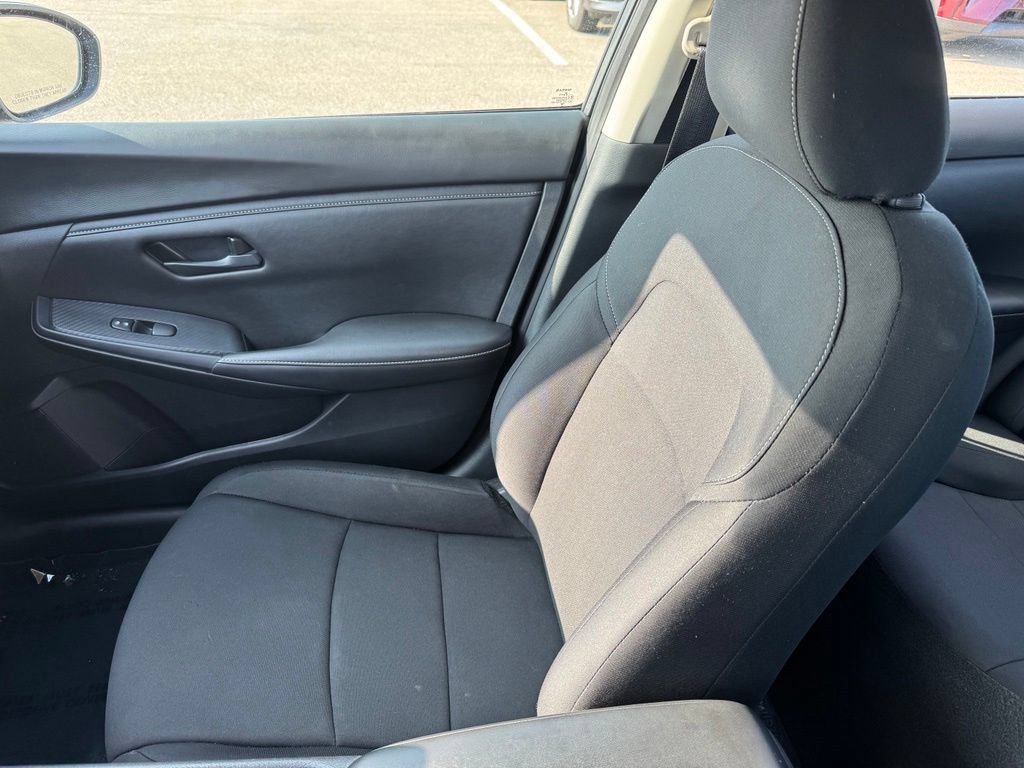 Used 2024 Nissan Sentra S FWD image 17