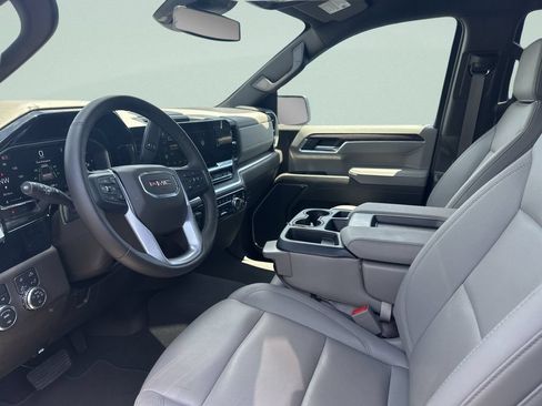Used 2026 GMC Sierra 1500 SLT AWD/4WD image 10