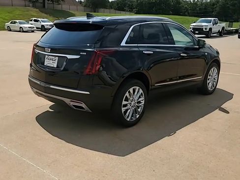 Used 2022 Cadillac XT5 Premium Luxury w/ Technology Package image 8