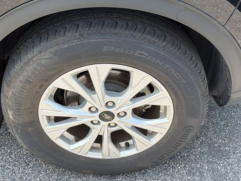 Used 2025 Ford Escape Active AWD/4WD image 12