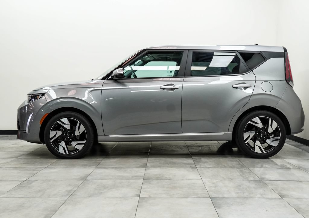 Used 2023 Kia Soul GT-Line w/ GT-Line Technology Package FWD image 10
