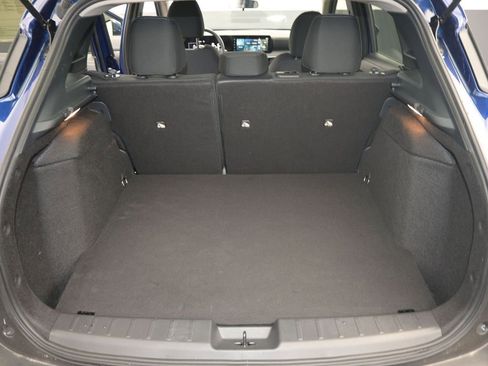 Certified 2025 Nissan Kicks SV image 11