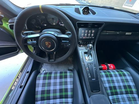 Used 2019 Porsche 911 GT2 RS RWD image 6