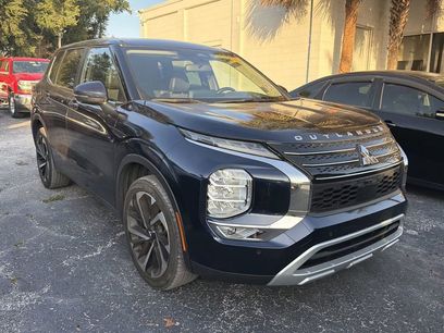 Used 2024 Mitsubishi Outlander FWD
