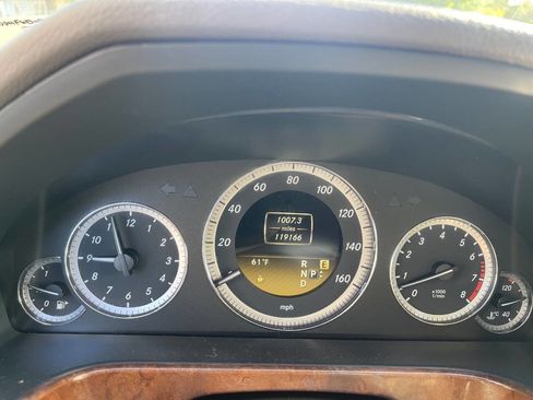 Used 2011 Mercedes-Benz E 350 4MATIC Sedan image 18