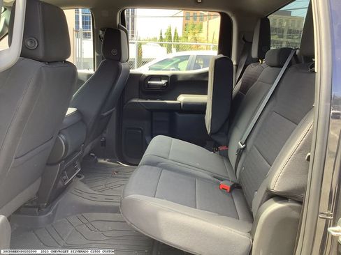 Used 2023 Chevrolet Silverado 1500 Custom RWD image 9