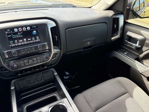 Used 2018 Chevrolet Silverado 1500 LT w/ All Star Edition image 24