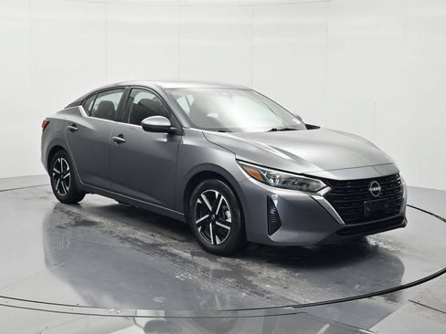 Used 2024 Nissan Sentra SV FWD image 3