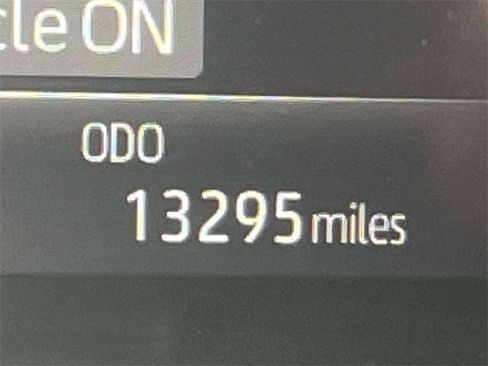 Used 2024 Toyota Highlander XSE image 30