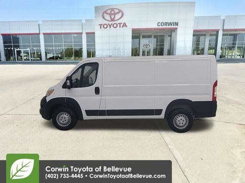 Used 2025 RAM ProMaster 2500 w/ Convenience Group FWD image 10