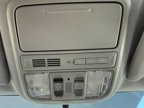 Used 2018 Honda Pilot EX-L image 22
