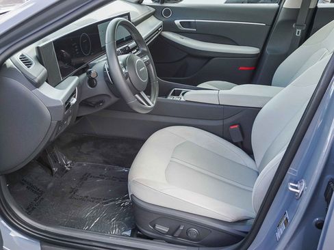 Certified 2024 Hyundai Sonata SEL w/ Convenience Package image 18