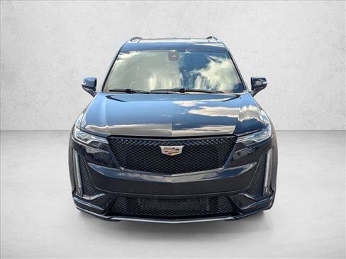 Used 2021 Cadillac XT6 Sport AWD/4WD image 2
