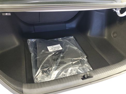 New 2025 Honda Accord EX-L image 12