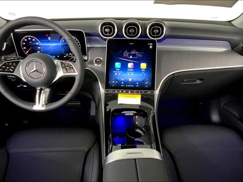 New 2025 Mercedes-Benz GLC 350e GLC 350e image 8