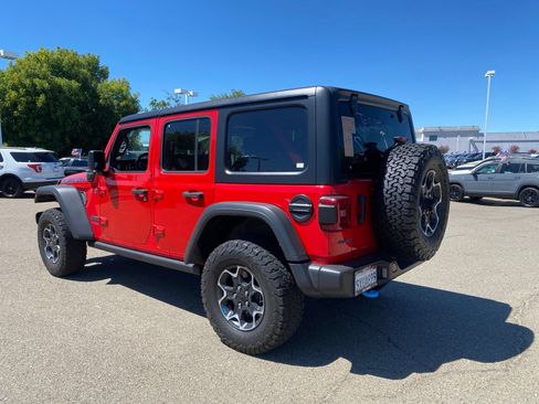 Used 2022 Jeep Wrangler Unlimited Rubicon 4xe AWD/4WD image 6