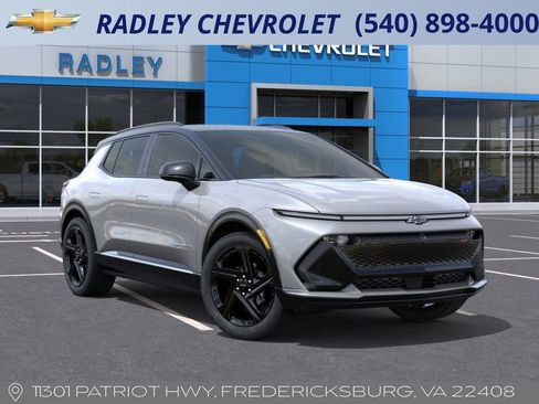 New 2026 Chevrolet Equinox EV RS image 7