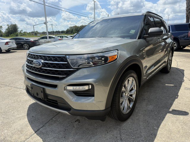 Used 2020 Ford Explorer XLT w/ Equipment Group 202A RWD image 12