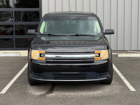 Used 2014 Ford Flex SE FWD image 2