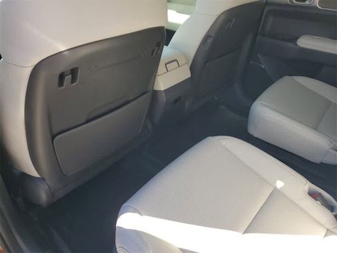 Used 2024 Hyundai Santa Fe Calligraphy image 11