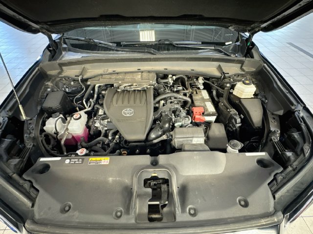 Used 2025 Toyota Grand Highlander FWD image 32