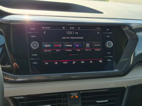 Certified 2023 Volkswagen Taos SEL AWD/4WD image 26