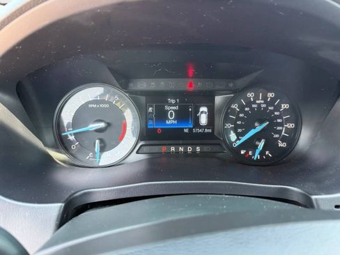 Used 2018 Ford Explorer 4WD w/ Class II Trailer Tow Package image 13