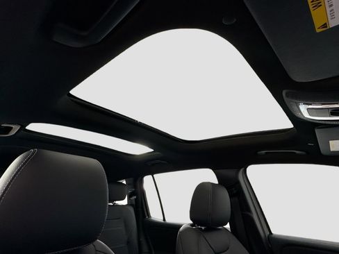 New 2026 Mercedes-Benz GLB 35 AMG 4MATIC image 18