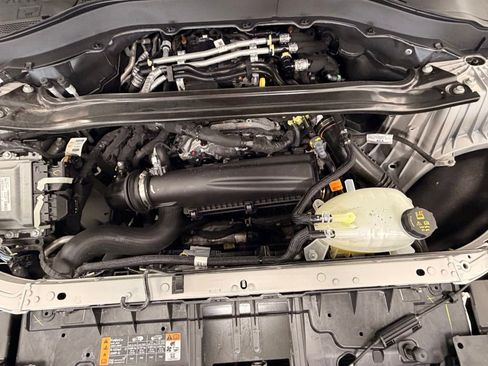 Used 2025 Ford Explorer Platinum AWD/4WD image 52