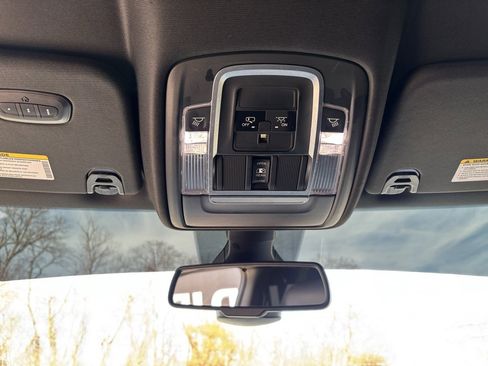 Used 2019 RAM 1500 Sport image 17