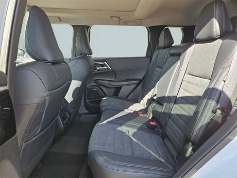New 2025 Mitsubishi Outlander Trail Edition image 27
