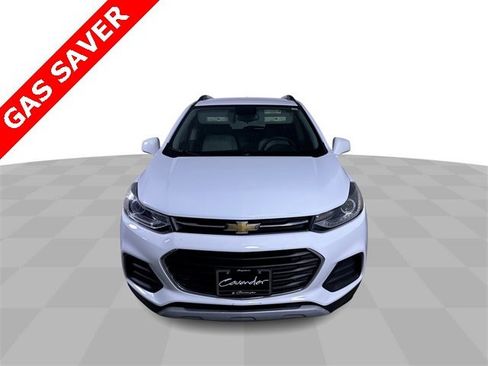 Used 2017 Chevrolet Trax LT image 3