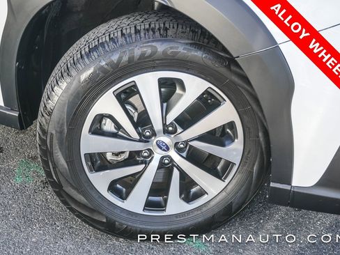 Used 2025 Subaru Outback Premium image 7