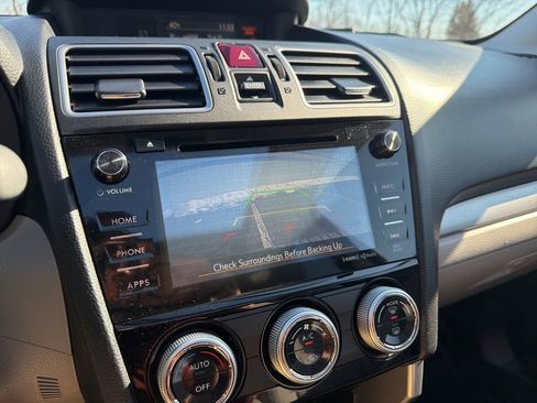 Used 2018 Subaru Forester 2.5i Premium image 32