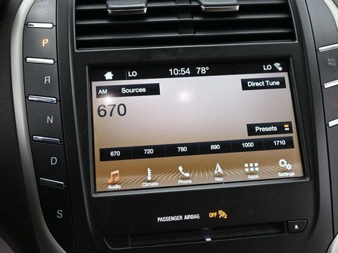 Used 2018 Lincoln MKC Reserve w/ Lincoln MKC Climate Package AWD/4WD image 10