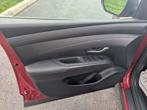 Used 2026 Hyundai Tucson SE AWD/4WD image 14