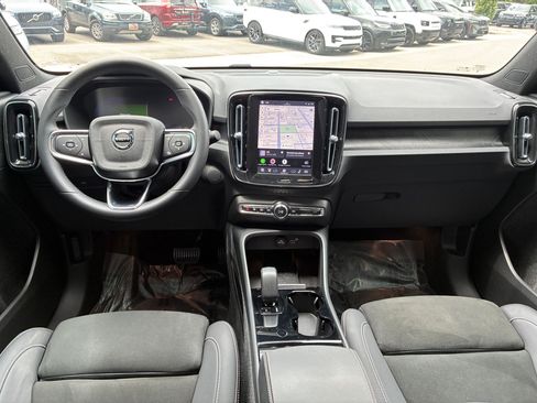 Used 2023 Volvo C40 P8 Recharge Ultimate w/ Protection Package Premier AWD/4WD image 25