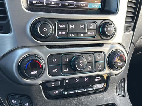 Used 2017 GMC Yukon SLT image 27