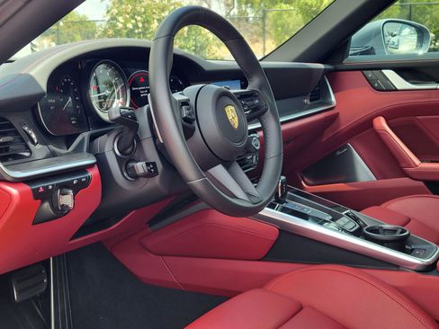 Certified 2025 Porsche 911 Turbo S AWD/4WD image 4