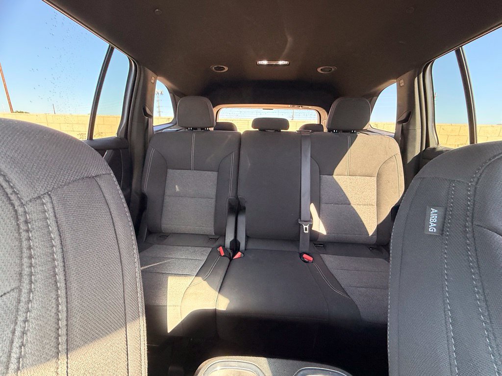 Used 2026 GMC Acadia Elevation FWD image 17