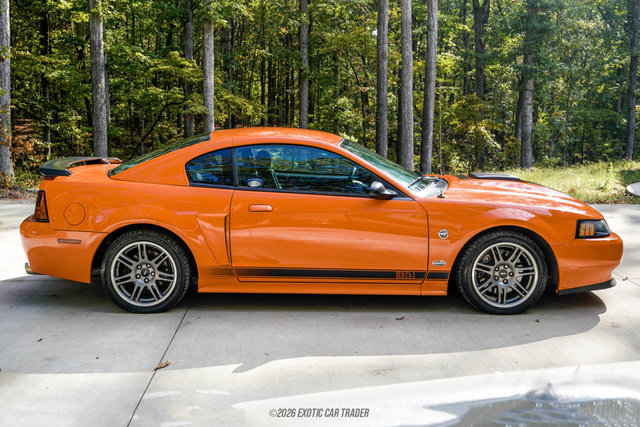Used 2004 Ford Mustang Mach 1 RWD image 8