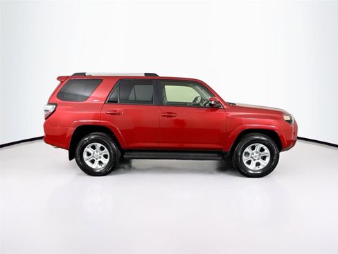 Certified 2024 Toyota 4Runner SR5 Premium AWD/4WD image 11