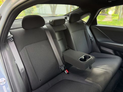 Used 2024 Hyundai Ioniq 6 SE RWD image 53