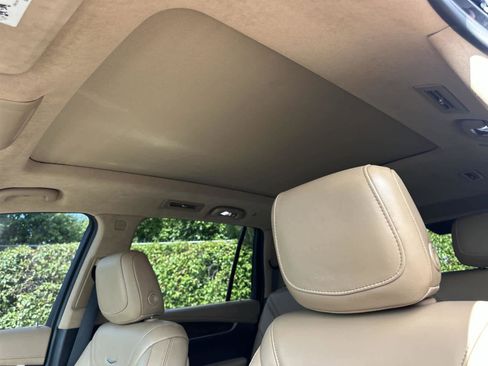 Used 2020 Cadillac XT6 Sport w/ Platinum Package image 30