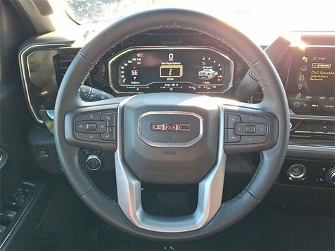 Used 2024 GMC Sierra 1500 Elevation image 17